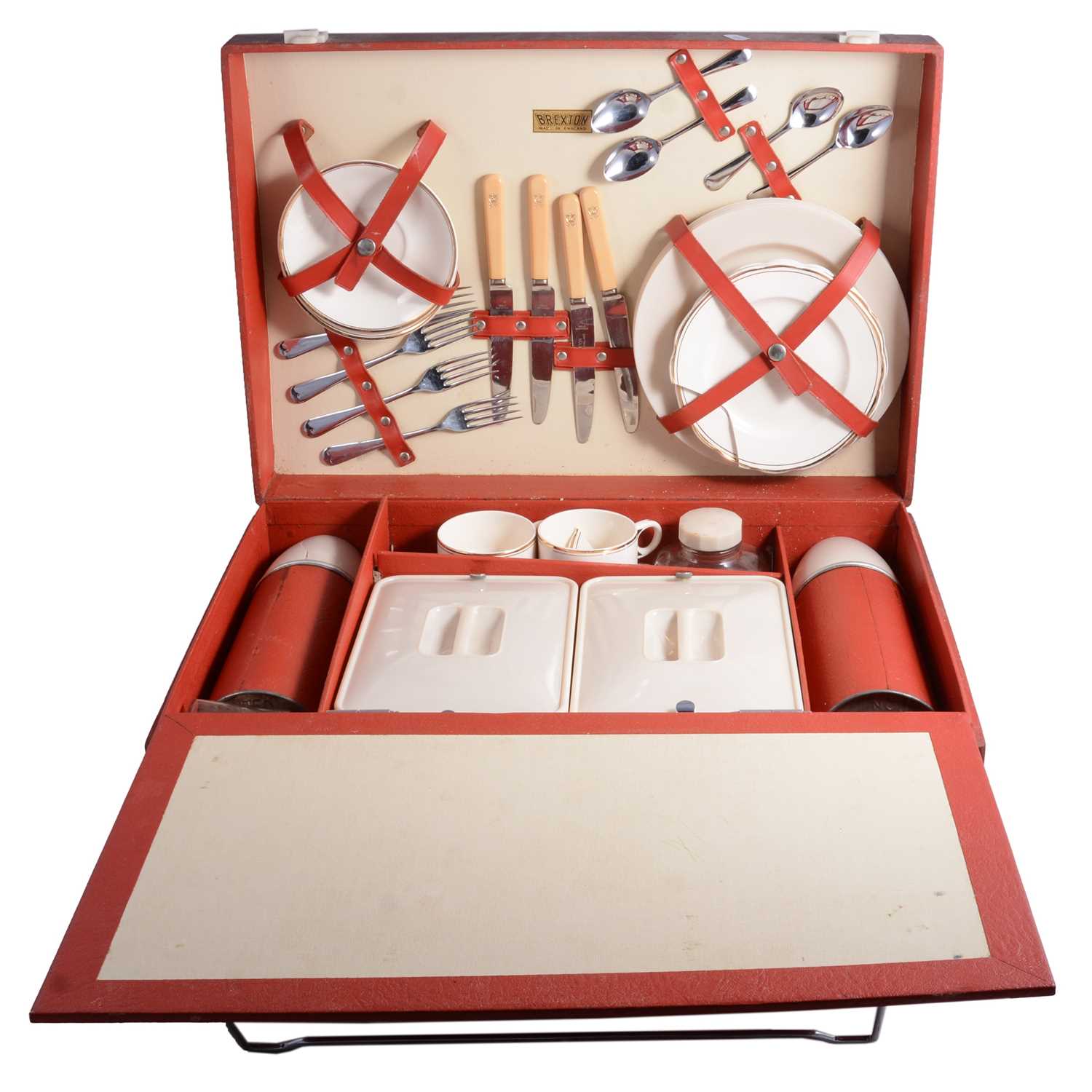 Lot 87 - Brexton picnic set