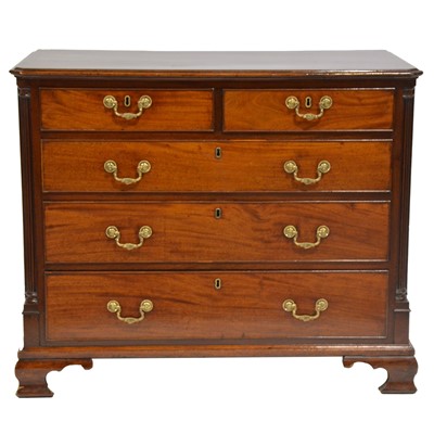 Lot 336 - George III mahogany chest of drawers