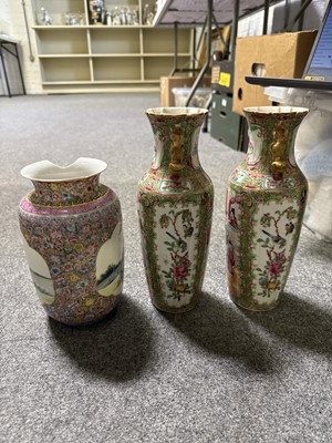 Lot 40 - Collection of assorted Asian ceramics