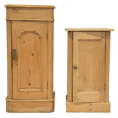 Lot 368 - Two pine bedside cupboards