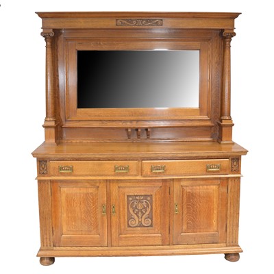 Lot 495 - Large oak Arts and Crafts style dresser
