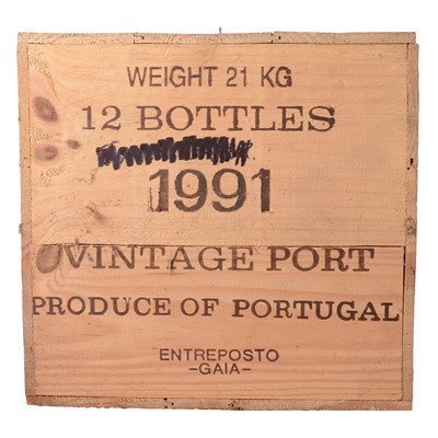 Lot 204 - Warre's 1991 vintage port, 12 bottles