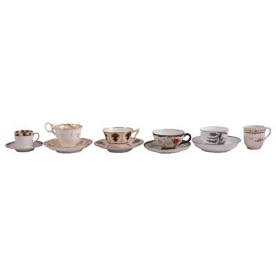 Lot 19 - First Period Worcester mug, and other teaware