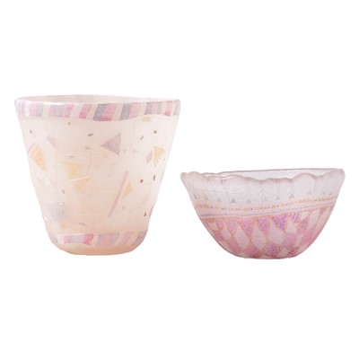Lot 4 - Liz Lowe art glass vase and a small bowl
