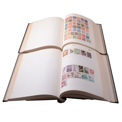 Lot 118 - Collection of world stamps
