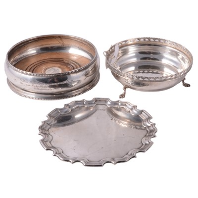 Lot 240 - Small silver salver, sweetmeat dish and a coaster
