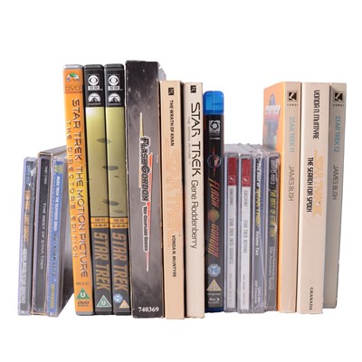 Lot 167 - A collection of mainly Star Trek memorabilia