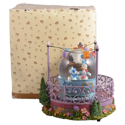 Lot 250 - Disney Store Exclusive, a musical Snow Globe 'Donald Duck and Nephews'