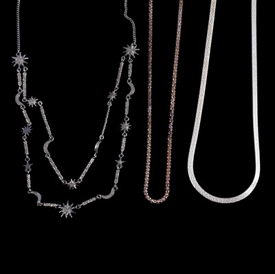 Lot 494 - Eighteen silver and white metal chain necklaces.