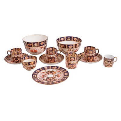 Lot 35 - Royal Crown Derby, Imari pattern part tea service
