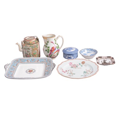 Lot 46 - Chinese export porcelain polychrome plate, and other ceramics