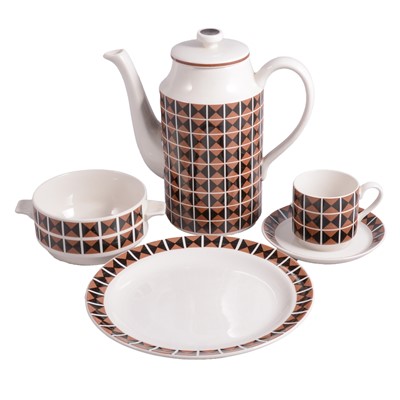 Lot 108 - Picquot ware four piece teaset and a quantity of Midwinter Diagonal pottery dinner wares