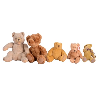 Lot 213 - Large collection of Teddy Beards and other soft toys.