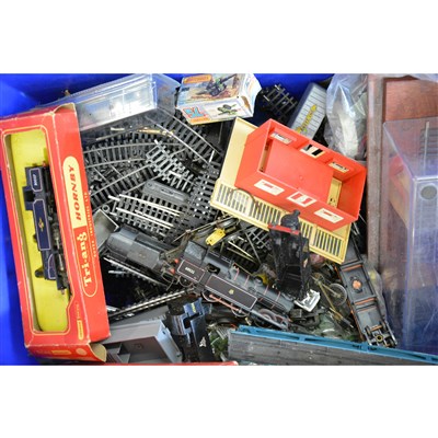 Lot 17 - OO gauge model railways; a collection of locomotives and accessories, one box.