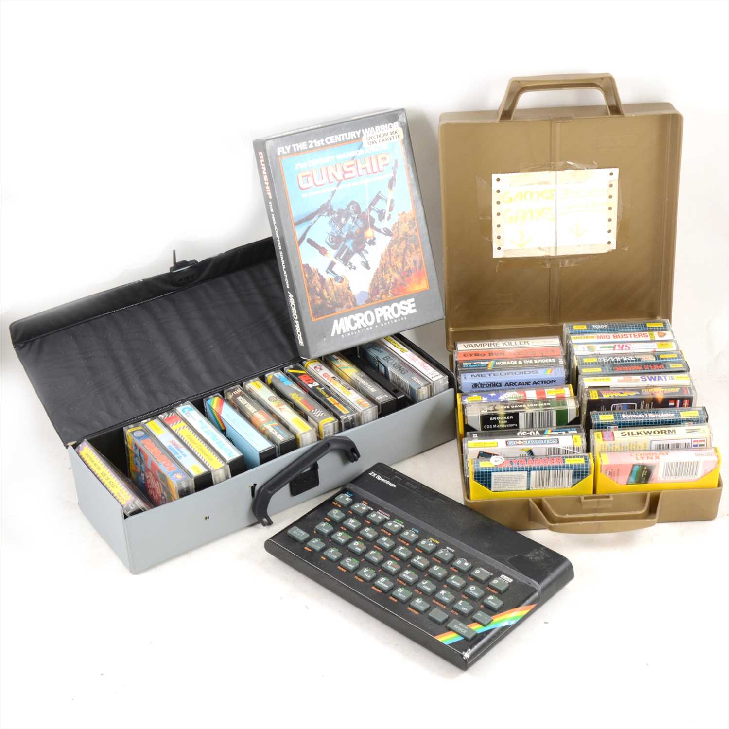 Lot 333 - Sinclair ZX Spectrum 48k vintage computer and games.