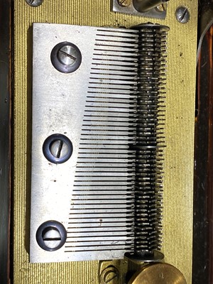 Lot 334 - A Symphonium musical box