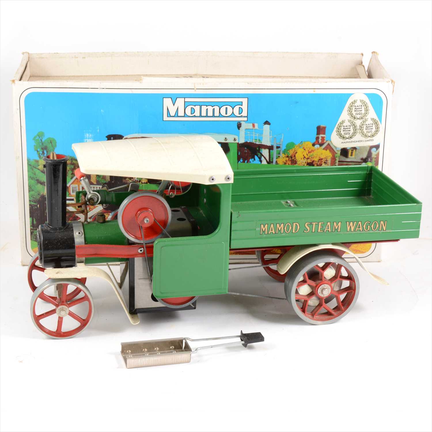 Lot 21 - Mamod live steam; SW1 steam wagon engine, green body, boxed with burner.