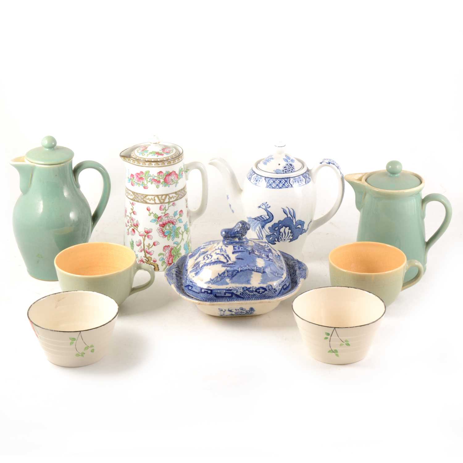 Lot 37 - Quantity of table crockery, including an Art Deco tea service