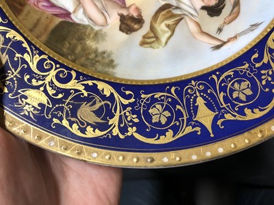 Lot 29 - Pair of Vienna cabinet plates and a Meissen cabinet plate