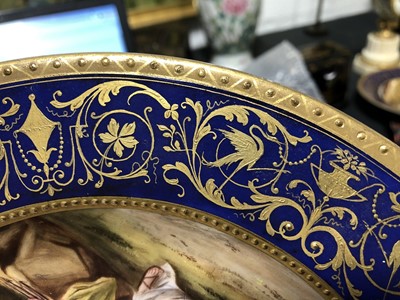 Lot 29 - Pair of Vienna cabinet plates and a Meissen cabinet plate