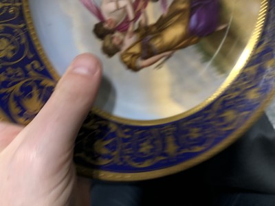 Lot 29 - Pair of Vienna cabinet plates and a Meissen cabinet plate