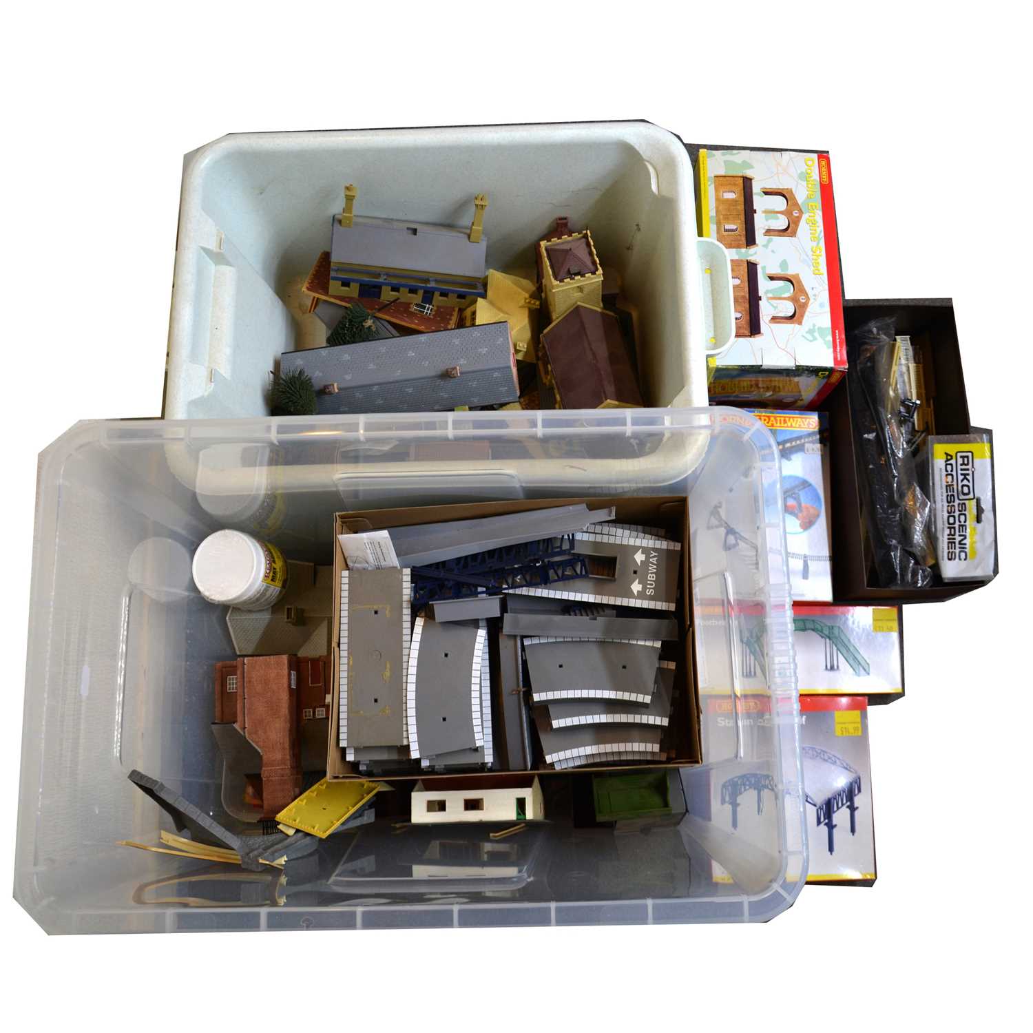 Lot 1032 - Two boxes of OO gauge model railway scenery and accessories, Lledo Models of Days Gone die-cast