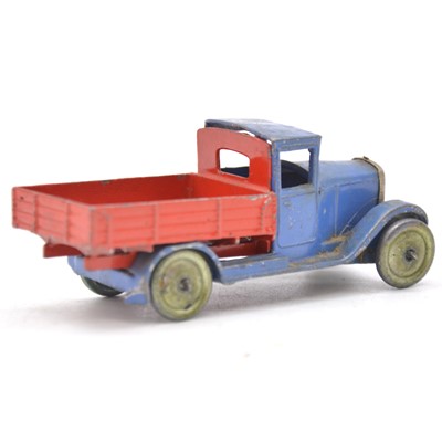 Lot 1059 - Dinky Toys pre-war ref 22c motor truck, 1st type