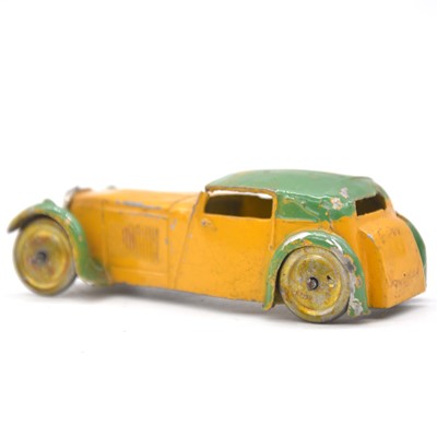 Lot 1060 - Dinky Toys pre-war ref 22b closed sports coupe, 1st type