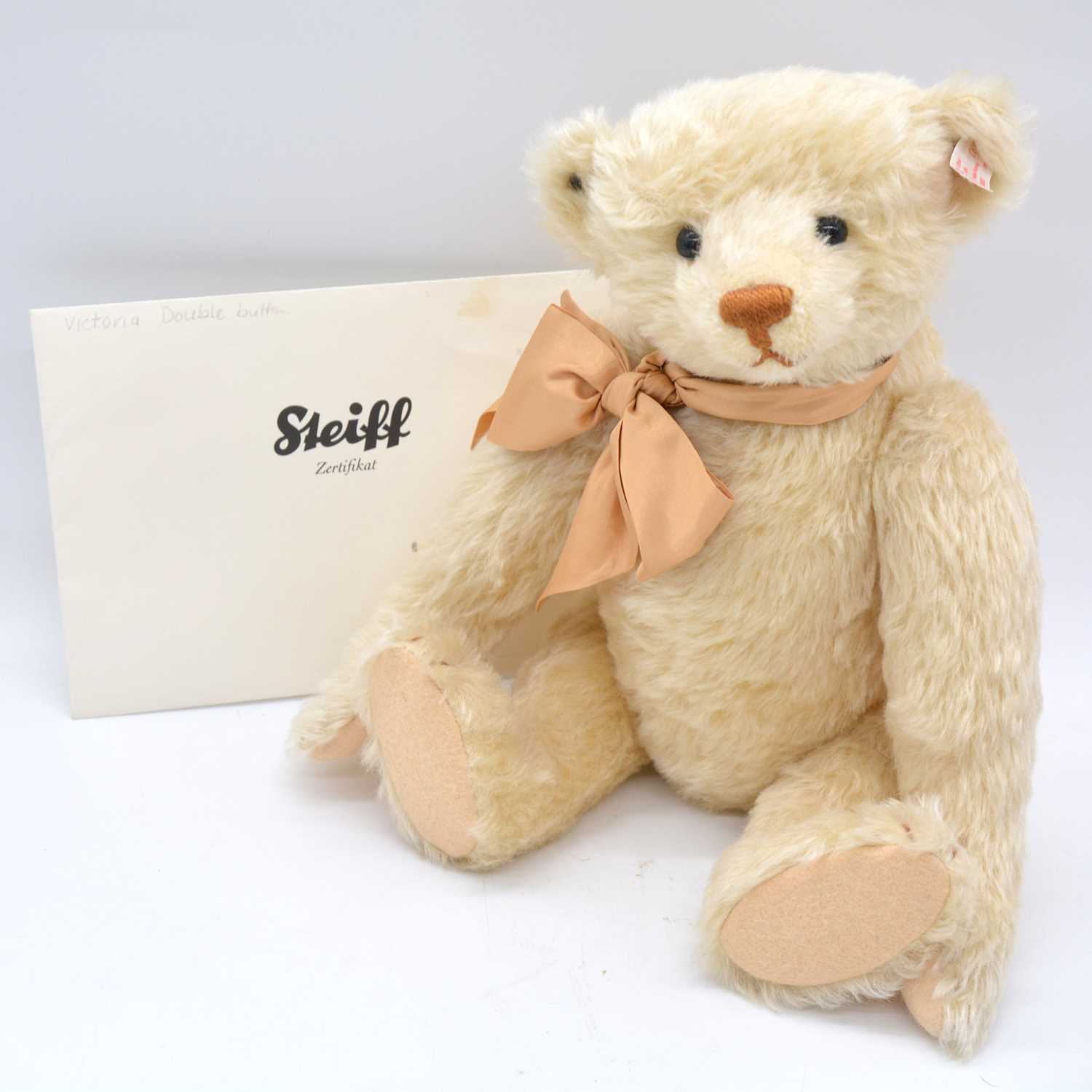 Lot 132 - Steiff Germany teddy bear, EAN 681592 'Victoria' the double button bear