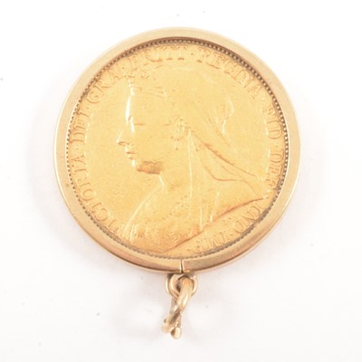 Lot 135 - A Gold Full Sovereign Coin pendant.