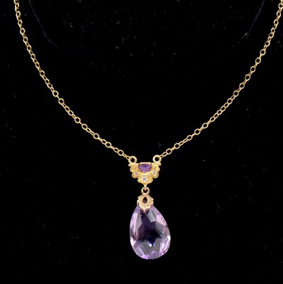 Lot 191 - An amethyst pendant and chain.