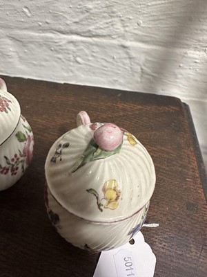 Lot 15 - Pair of Mennecy porcelain custard cups (or pot à jus).